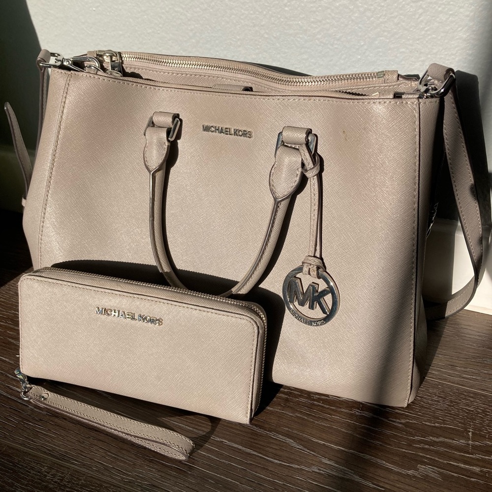 Michael Kors Purse + Wallet Set